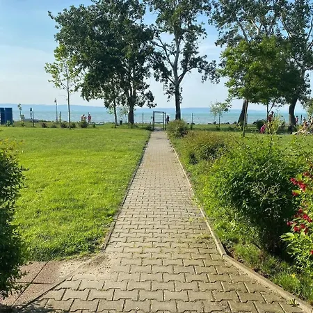 Beachfront Lux 007 Daire Siofok
